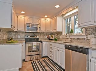 64 Grove St, Bridgewater, MA 02324