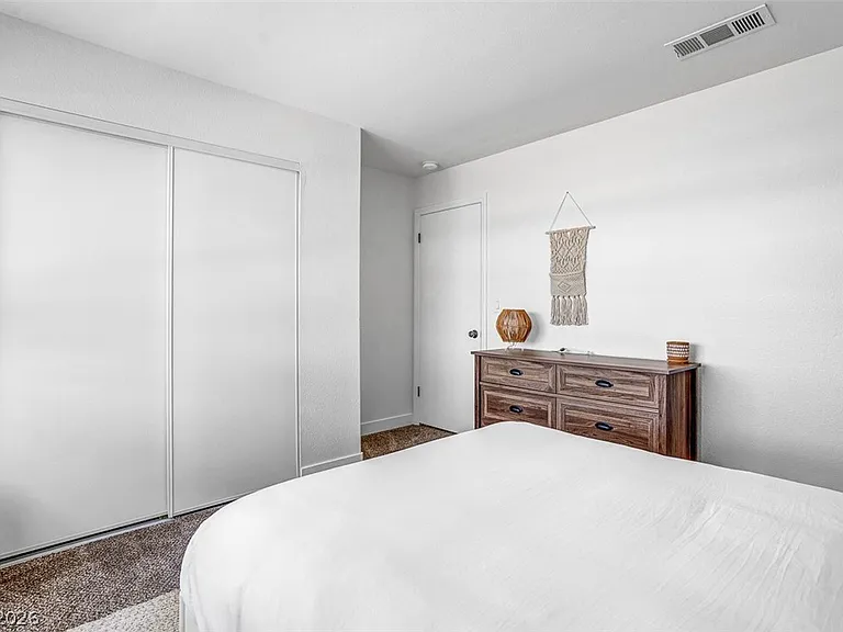 818 Holly Sprig Ct — Photo 17