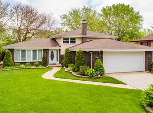 10643 S Lori Ln, Palos Hills, IL 60465