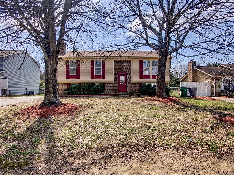 1st image of 3203 Old House Cres