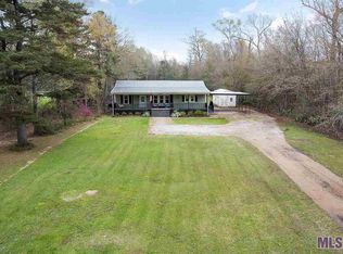 15959 Hooper Rd, Greenwell Springs, LA 70739