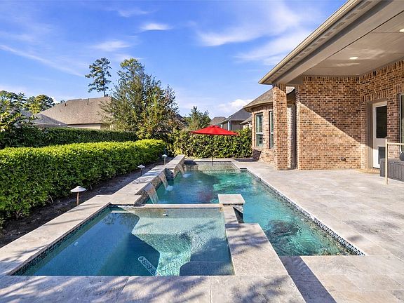4th image of 73 Madrone Terrace Pl