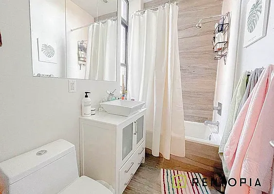 Rented by Rentopia | media 15