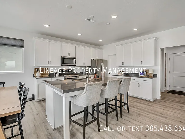 3056 S Shoreline Dr — Photo 4