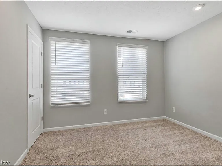 855-5 Dipper Ln — Photo 23
