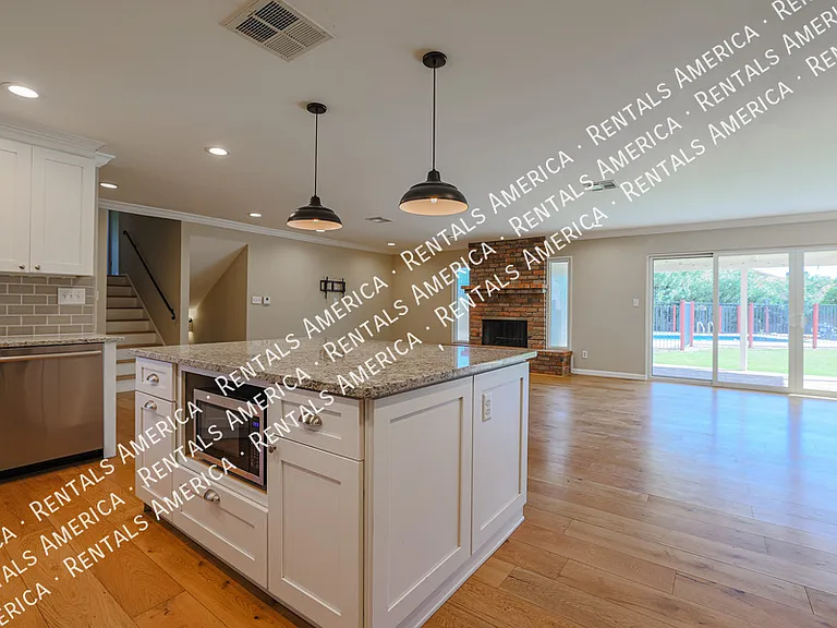 8613 E Clarendon Ave — Photo 14
