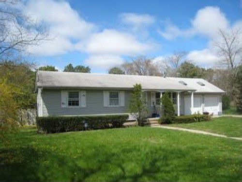 1st image of 93 Peters Ln