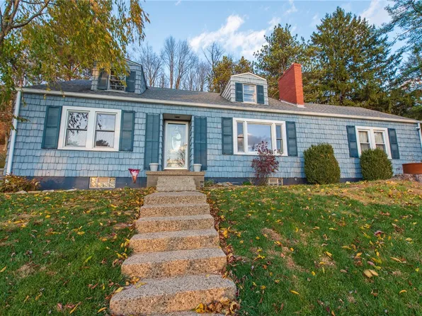 250 Rhoda Ave, Leechburg, PA 15656
