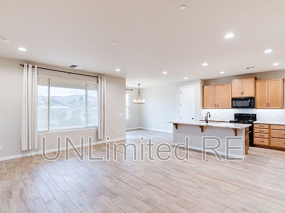 3rd image of 308 Spirit Cir