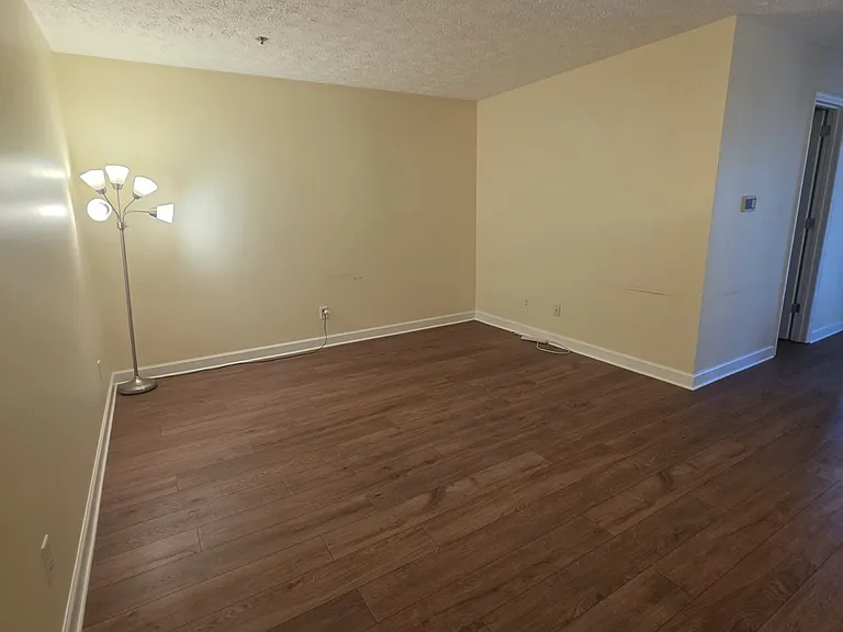 1808 State St #213 — Photo 2
