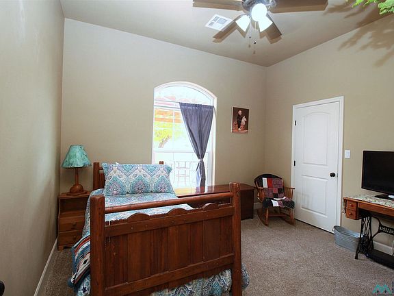 4th image of 4919 N Breanna St