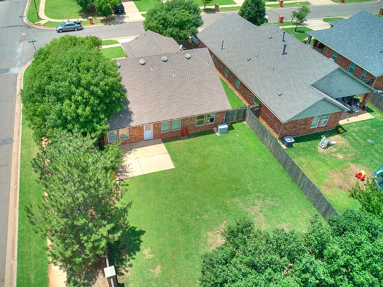 18100 Calle Way — Photo 42