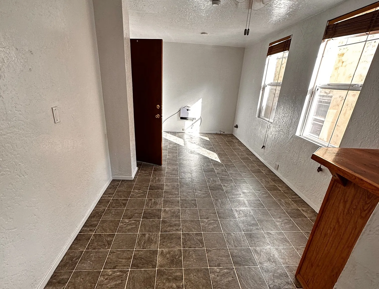 large, updated 3 bed 2 bath — Photo 3