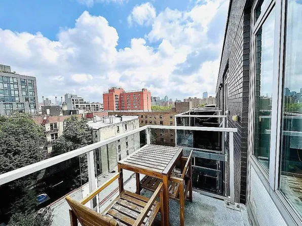196 Stanton Street image 1 of 12