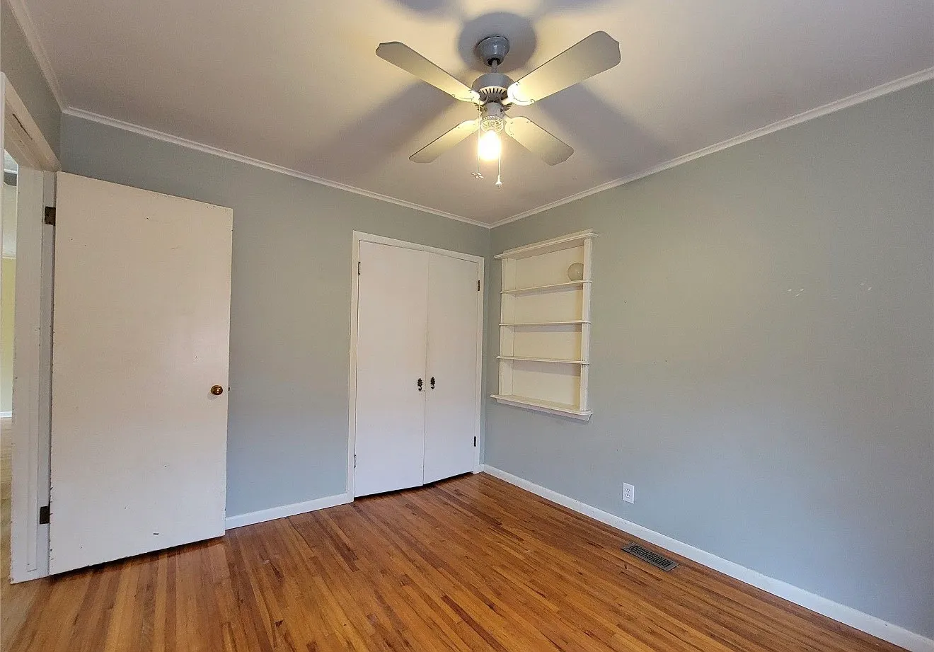 3 bed, 1760 sqft, $1,950 — Photo 3