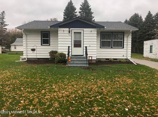 112 Elizabeth St, Hawley, MN 56549