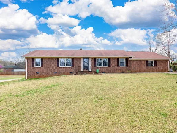 1008 Windwood Dr, Anderson, SC 29621
