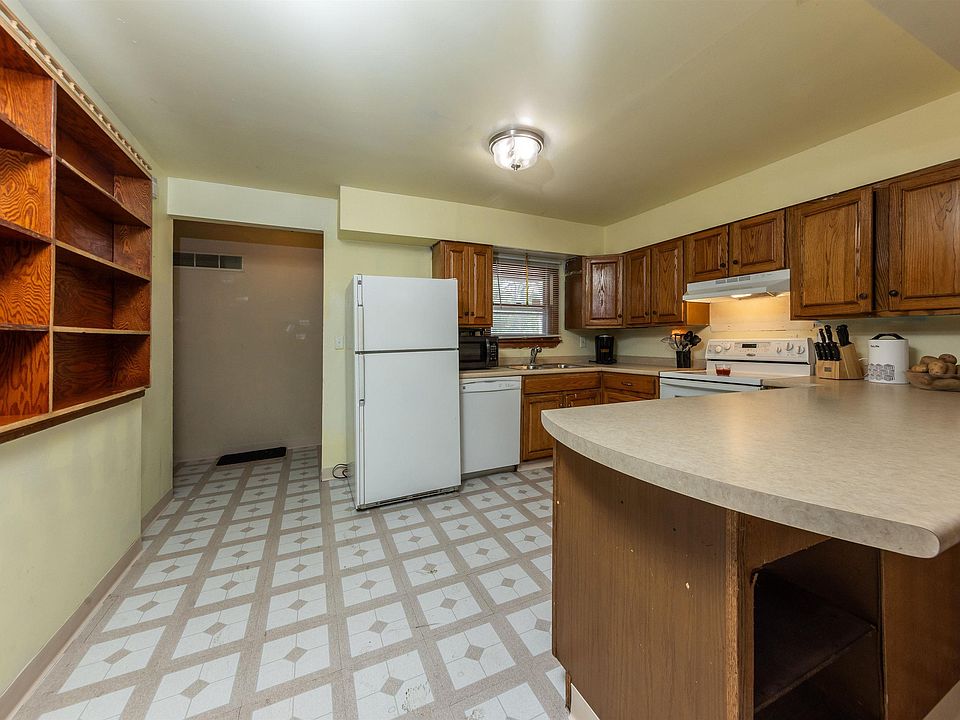 120 S Lawrence Ave, Scranton, KS 66537 Zillow