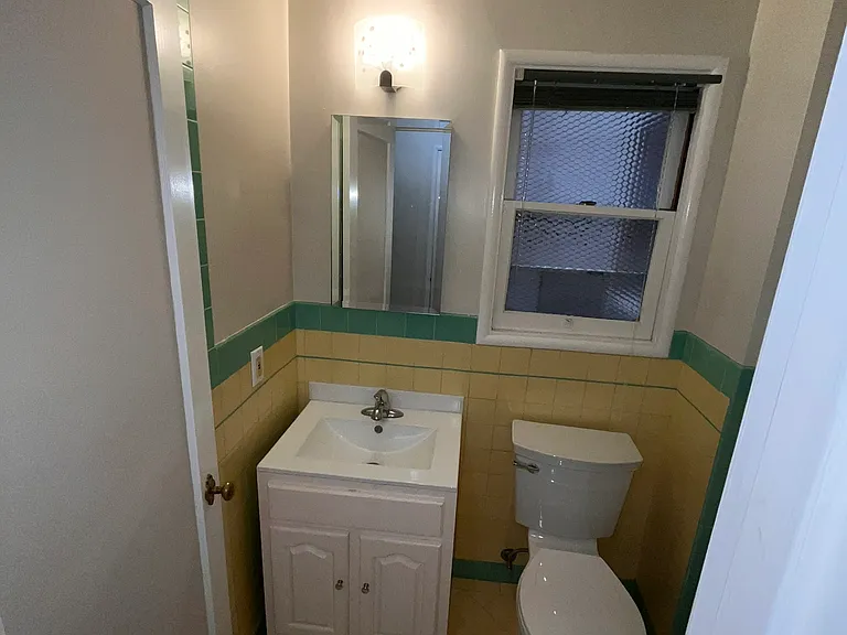361 Vernon St #102 — Photo 14