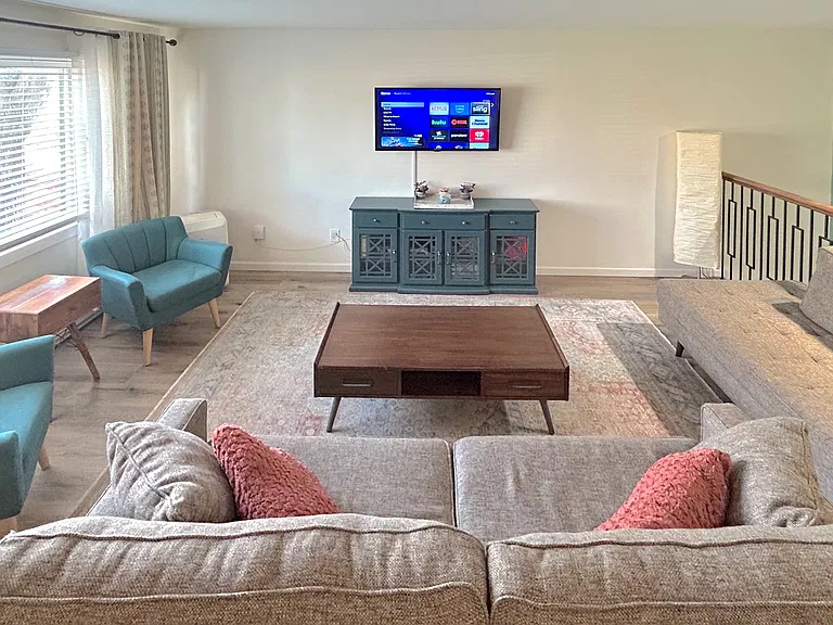 2405 W Elizabeth St — Photo 19