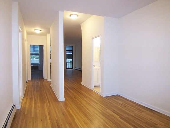 5th image of 343 W 51st St #1S