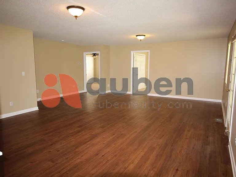 6250 W Highway 136 — Photo 3