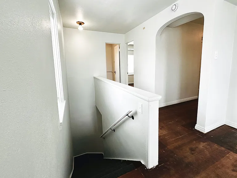 1333 N Main St — Photo 36