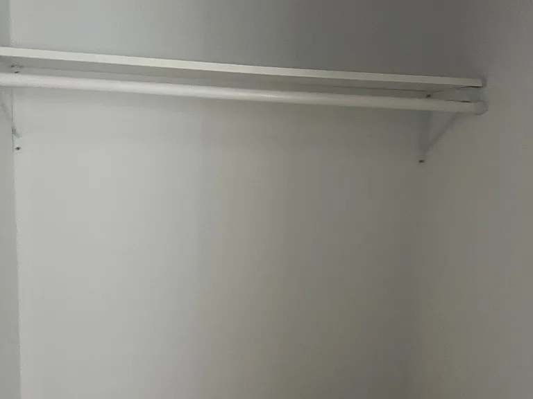 Closet bedroom 2
