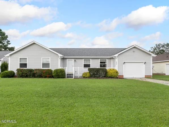 302 Celtic Ash Street, Sneads Ferry, NC 28460
