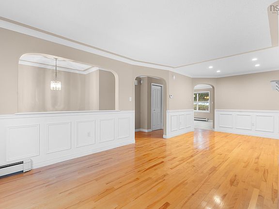 5th image of 24 Rosehurst Close