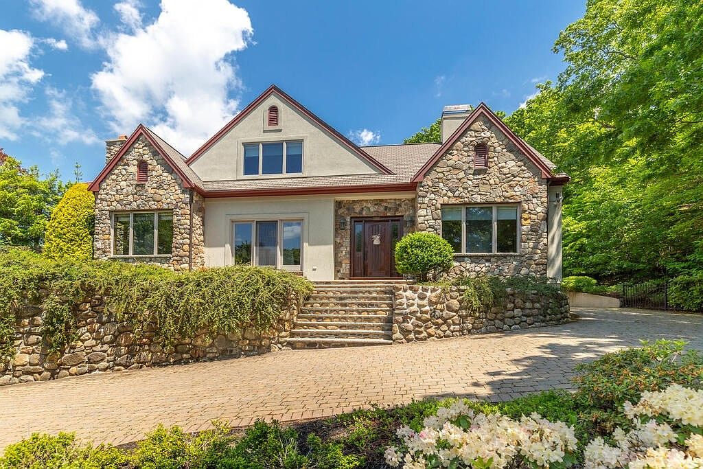 129 Chestnut St, Wakefield, MA 01880 Zillow