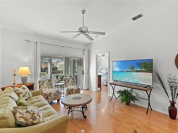 5th image of 10170 Regent CIR #2701