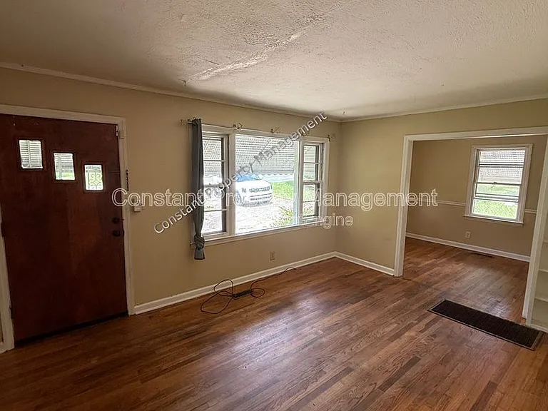 3069 Somerset Dr — Photo 6