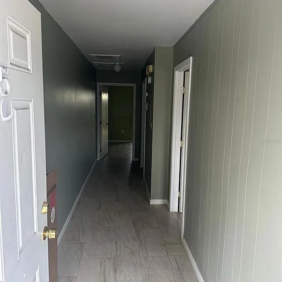 214 N Chestnut Rd — Photo 2