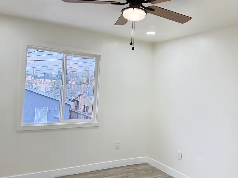 240 E 60th St #8 — Photo 12