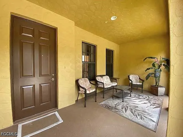 2 bed, 2.5 bath, 1361 sqft, $1,999 — Photo 3