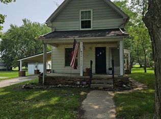 420 Wright St, Breckenridge, MI 48615