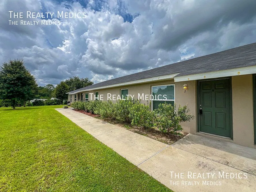 Adorable 2 Bedroom - 2 Bath Apartment Home in Ocala — Photo 4