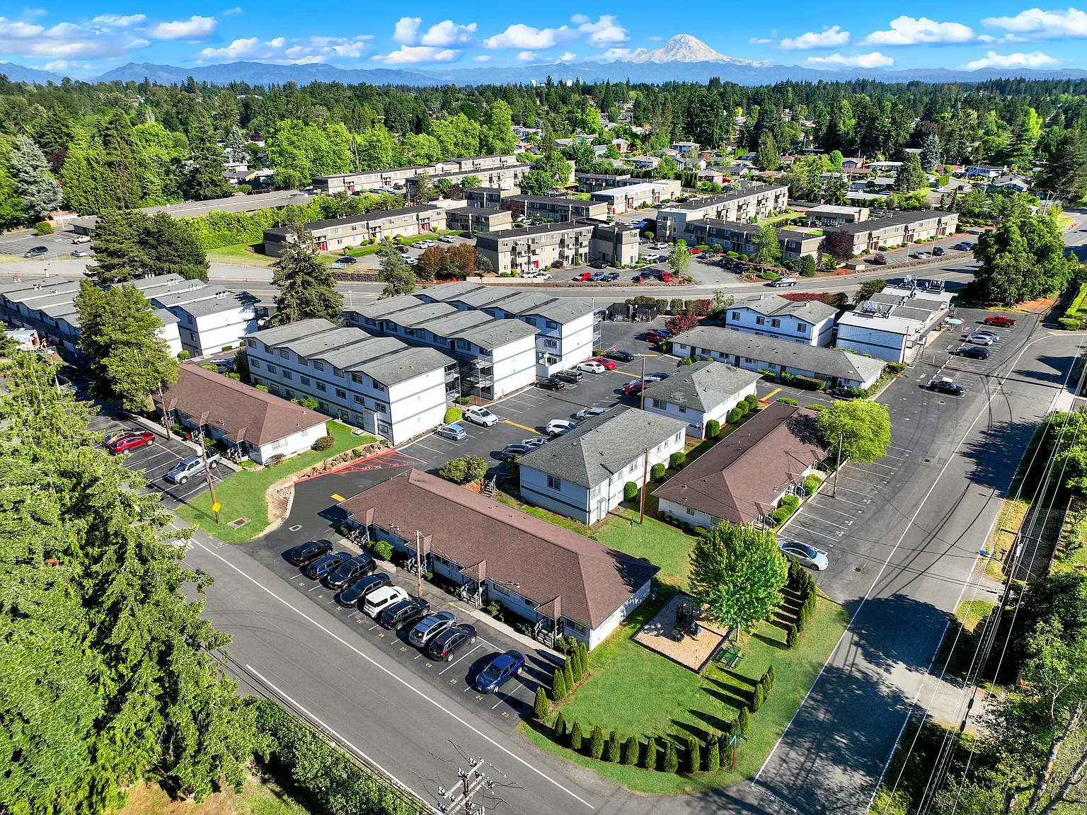 Kentwood Apartments — Photo 4