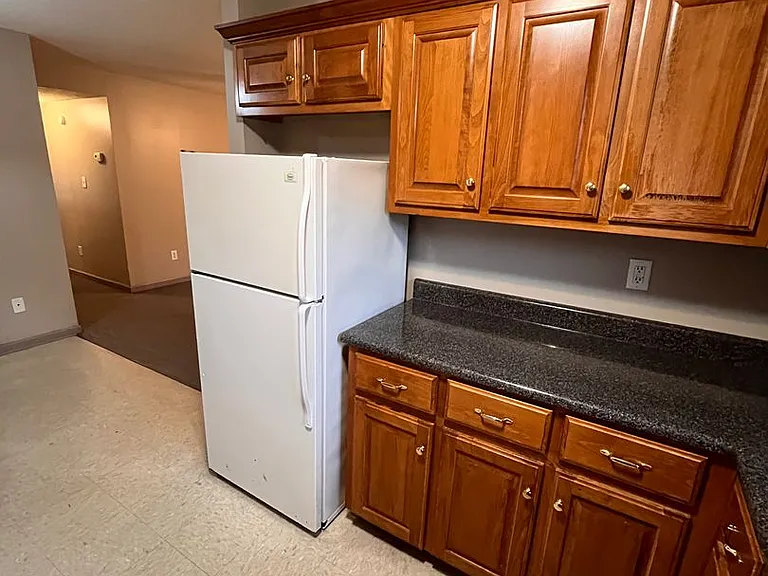 5005 Chancellor Sq NW — Photo 10