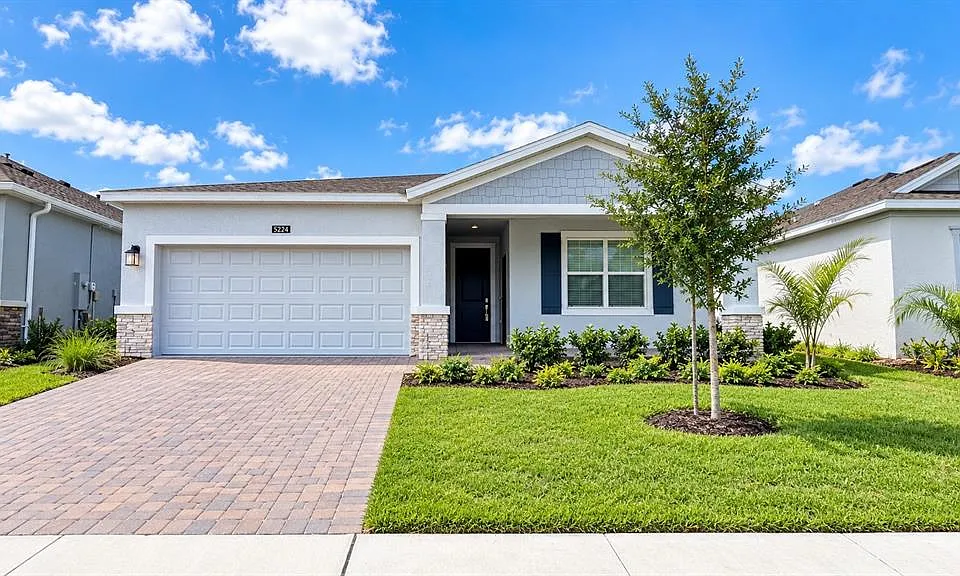5224 Dagenham Dr