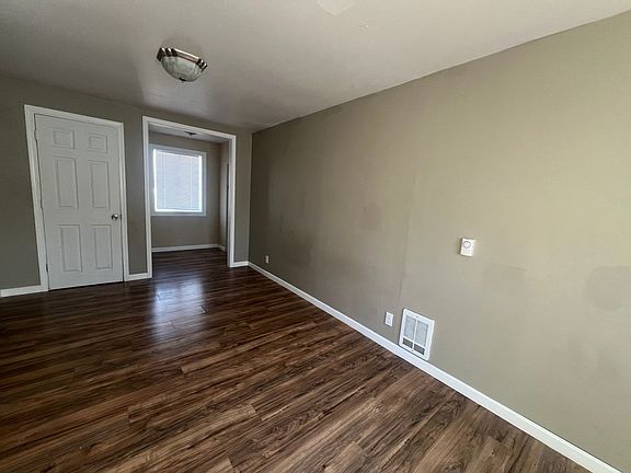4th image of 1836 Myrtle St
