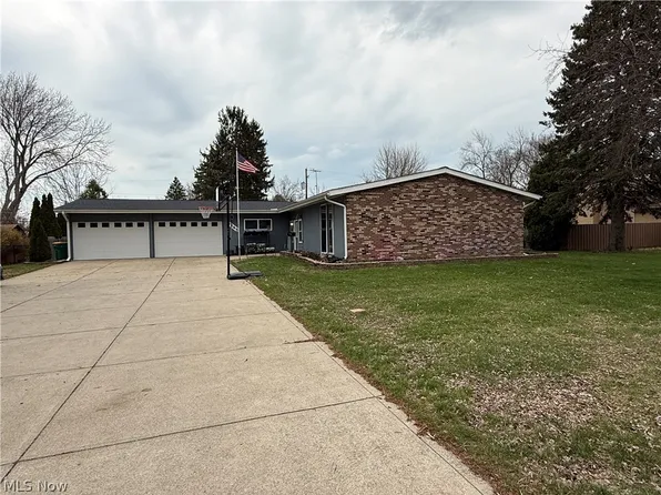 7145 Lake Shore Blvd, Mentor, OH 44060