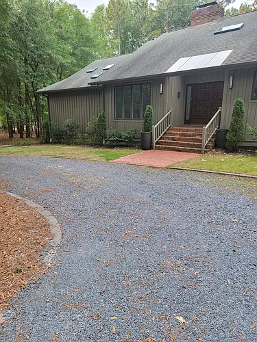 55 Beulah Hill Rd N Photo 1