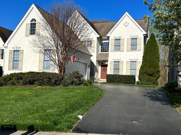 12 S Hampshire Ct, Wilmington, DE 19807