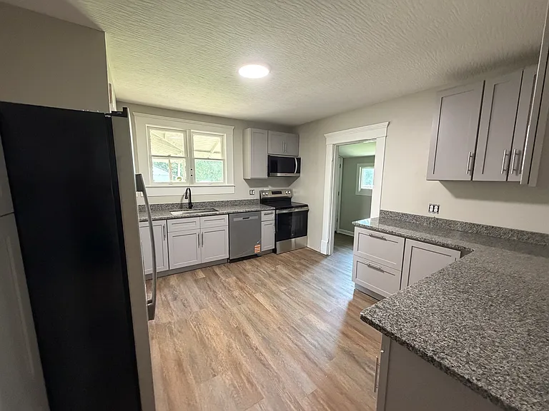 236 Central Ave — Photo 2