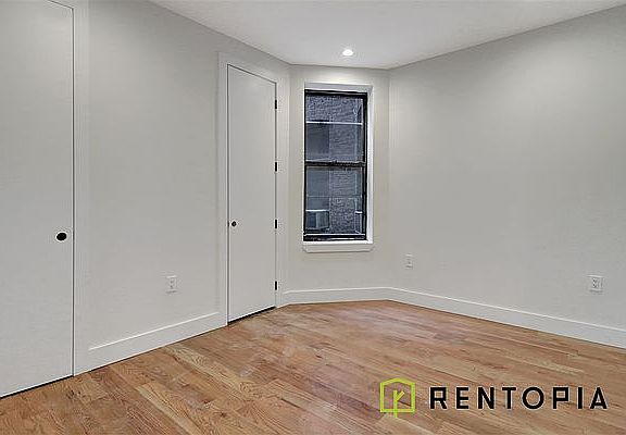 4th image of 1049 Bergen St APT 4
