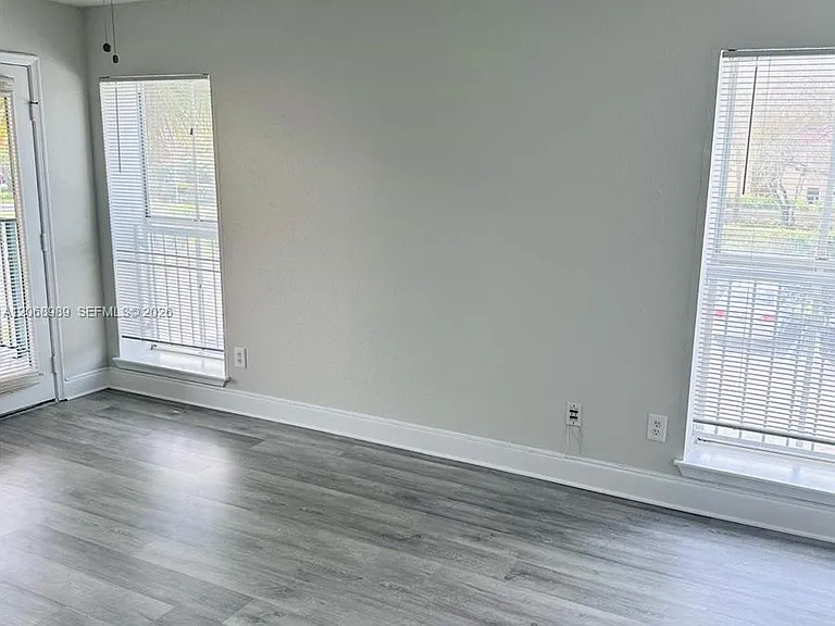 777 Riverside Dr #1526 — Photo 5