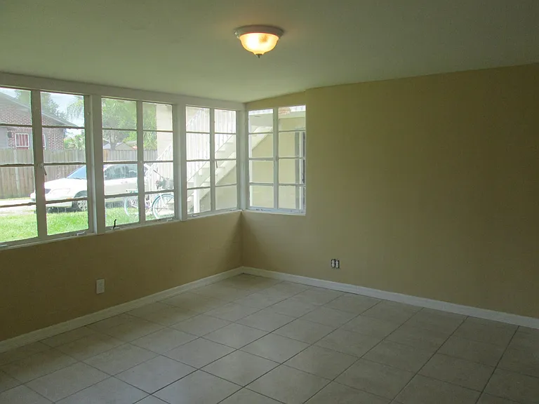 2408 W Fig St #A — Photo 11