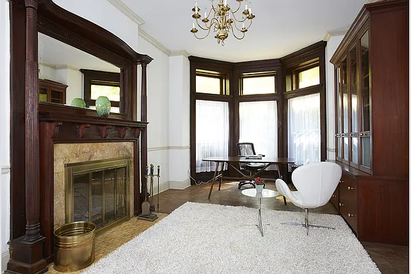 Sold by Stribling | media 8